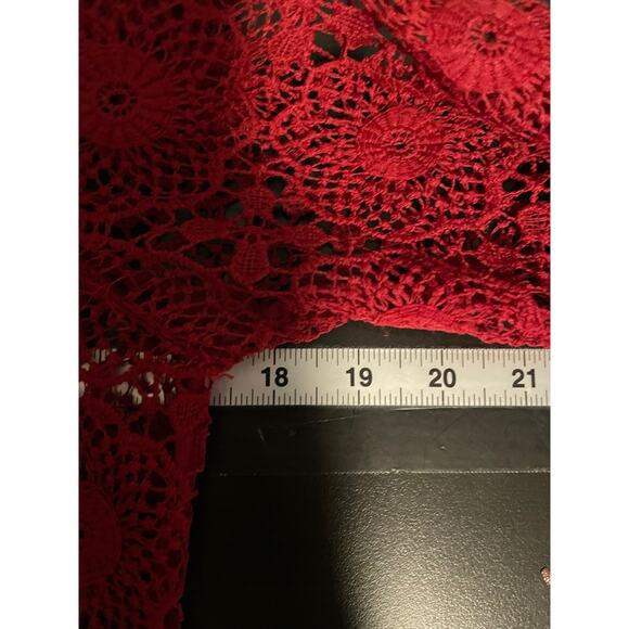 Double Zero Womens Tunic Size Small Red Floral Crochet Lace Sheer Whimsical READ - Picture 7 of 9